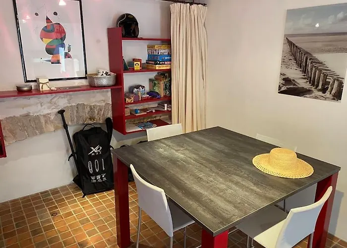 בית נופש Casa De La Felicita Vezenobres